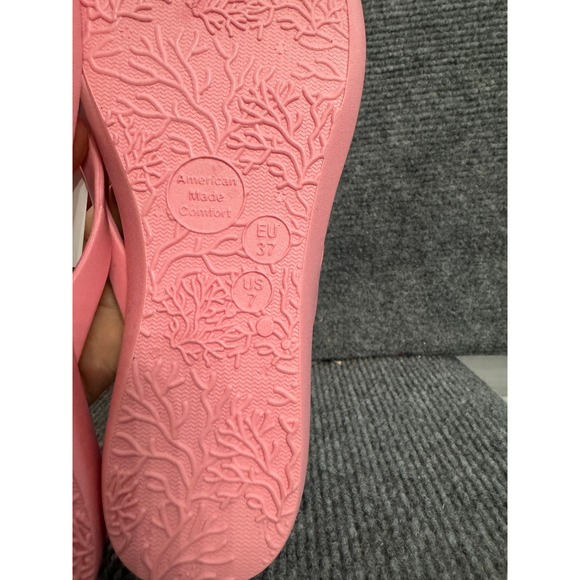 NWT Oka B Flip Flops Coral Pink Comfort Thong Sandals US Size 7 EU 37 - Picture 4 of 5